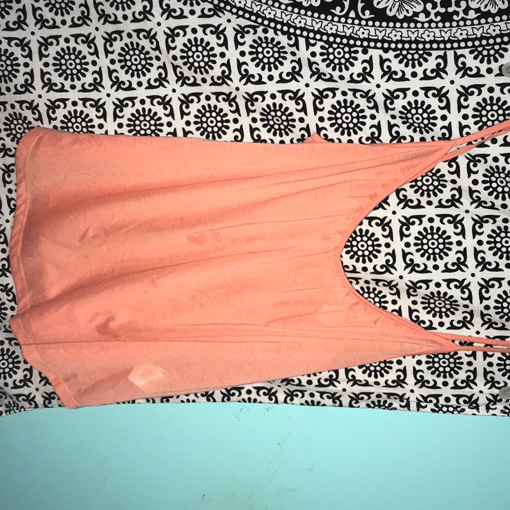 loose tank top
